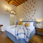 Pilastri - Flo Apartments